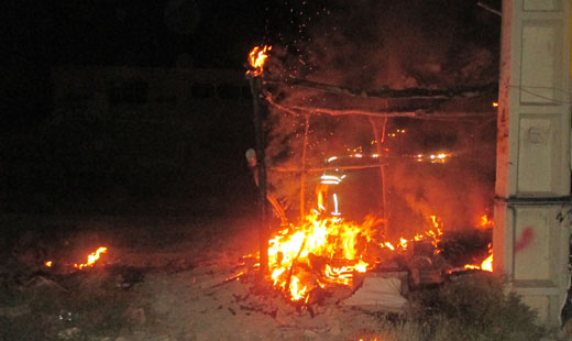 روزگار سیاه مسعود/ مرد غریبه به خانه مان می آمد آتش زدن آلونک