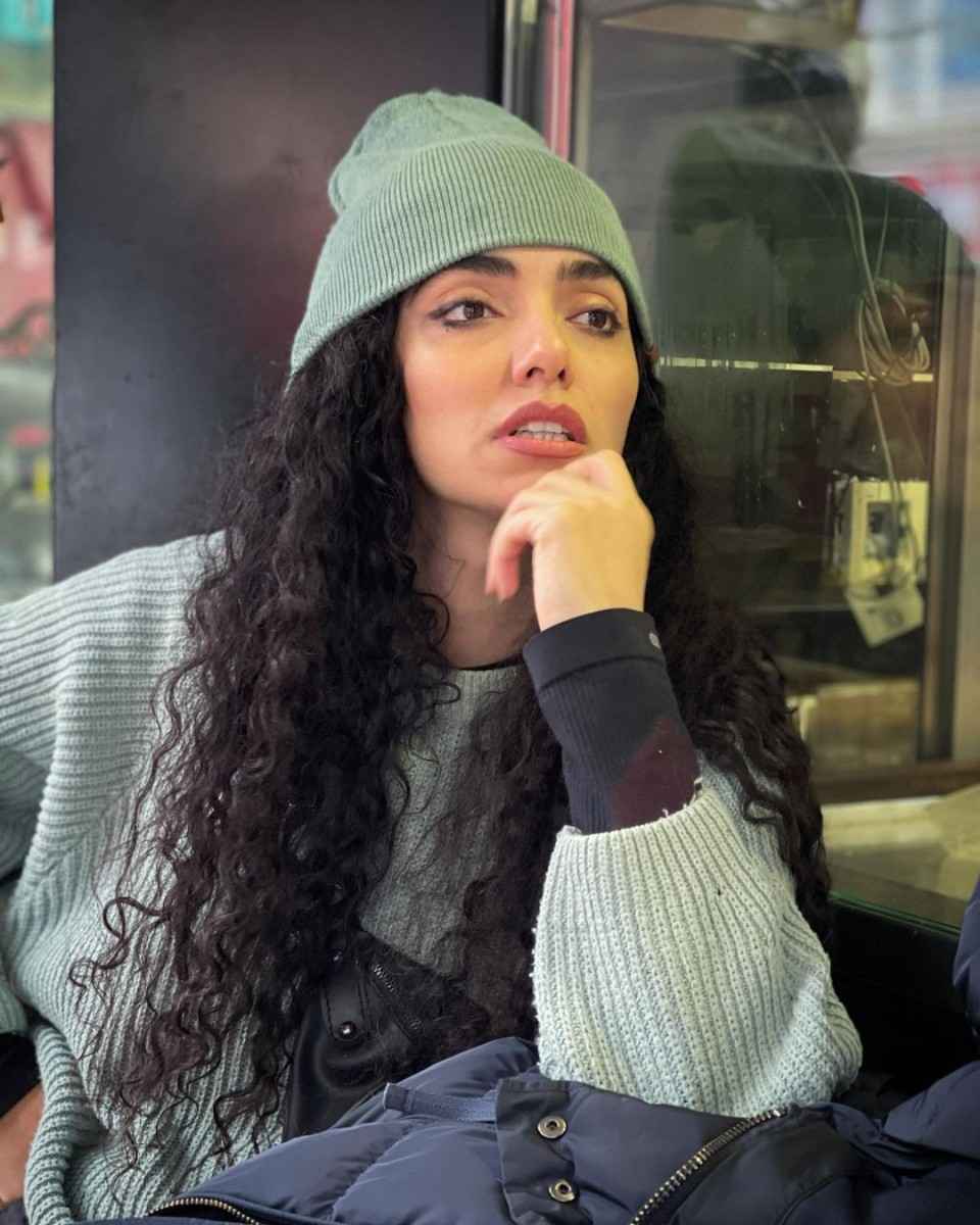 حجاب متفاوت آزاده سدیری نسبت به فیلمهایی که بازی میکند + عکس حجاب متفاوت آزاده سدیری نسبت به فیلمهایی که بازی میکند + عکس