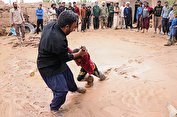 مردم، گرفتار در سیل و مسئولان در ذوق بالگرد سواری!/ پاسخ هلال احمر به انتقادات درباره امدادرسانی به مناطق سیل زده جنوب