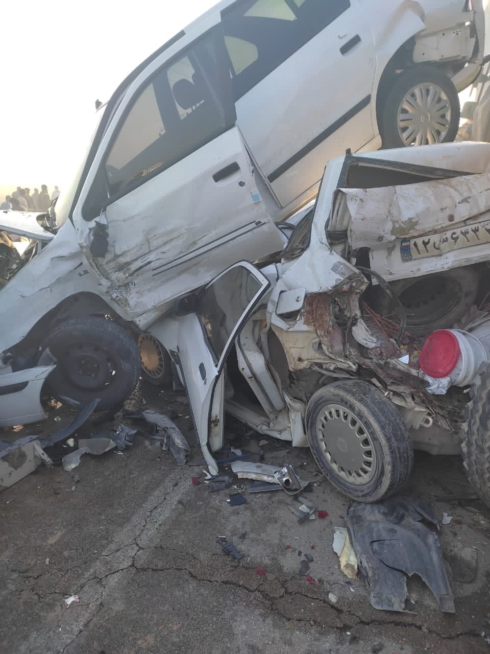 جهنم در جاده بهبهان/ ۳۱ کشته و مجروح در تصادف زنجیرهای+ فیلم و عکس جهنم در جاده بهبهان