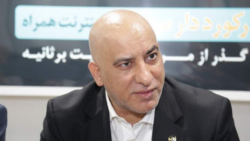 صدری از سرپرستی باشگاه پرسپولیس استعفا کرد