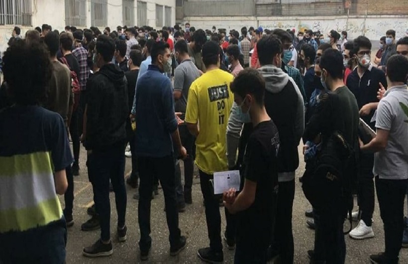 اصرار بر حضور دانش آموزان سر کلاس اصرار بر حضور دانش آموزان سر کلاس