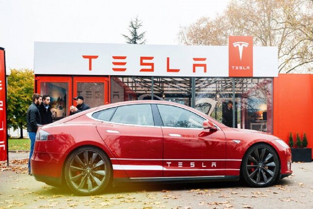  فناوری خودران تسلا بدون تصادف شد!