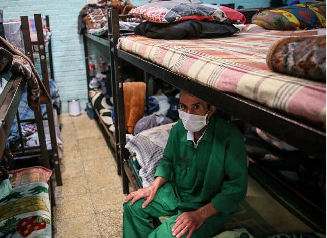 زندگی خانوادههای بیسرپناه در شلترها زندگی خانوادههای بیسرپناه در شلترها