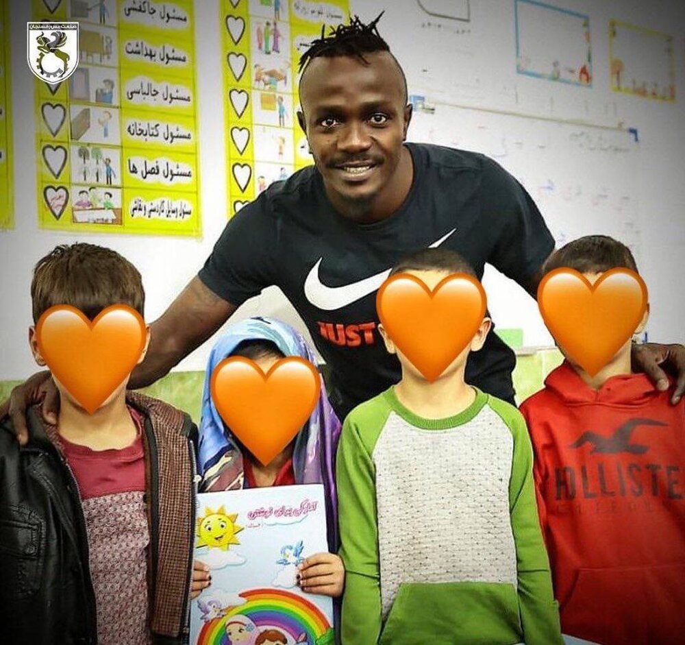 اقدام انسانی و قابل تامل مهاجم اسبق پرسپولیس + عکس اقدام انسانی و قابل تامل مهاجم اسبق پرسپولیس + عکس