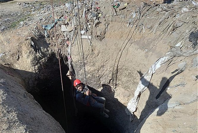 سقوط داخل چاه