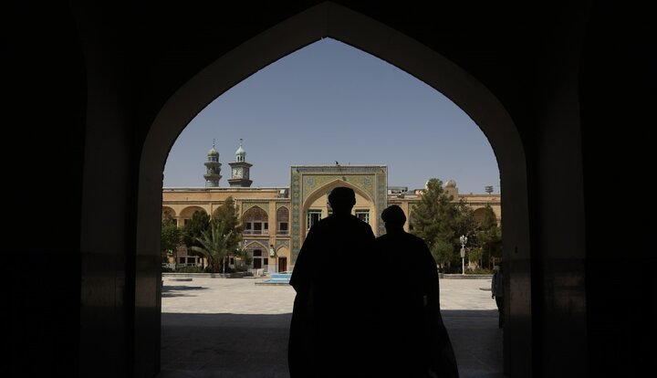 حوزههای علمیه تا پایان هفته تعطیل شد حوزههای علمیه تا پایان هفته تعطیل شد