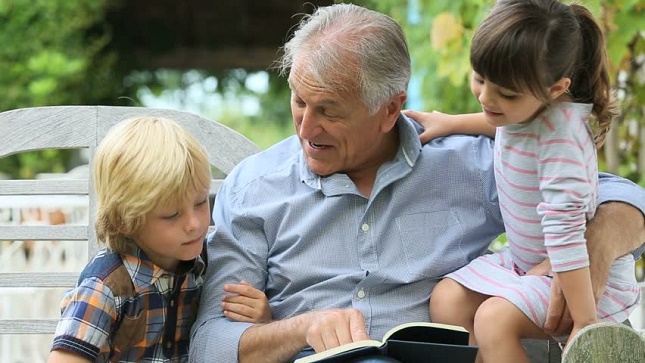 چند تربیتی در انتظار نوهها چند تربیتی در انتظار نوهها