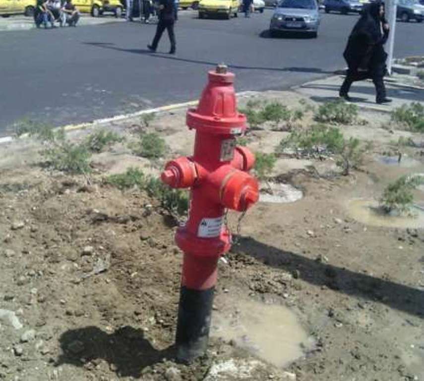 دستگیری دزدانی که شیر آتش نشانی سرقت می کردند شیر آتش نشانی