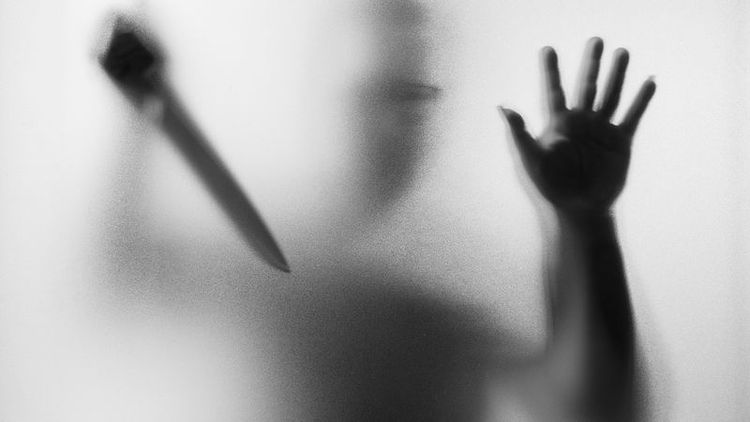 قتل زنان به هزار و یک بهانه/ چرا زن و شوهر همدیگر را تحمل نمیکنند؟ همسرکشی