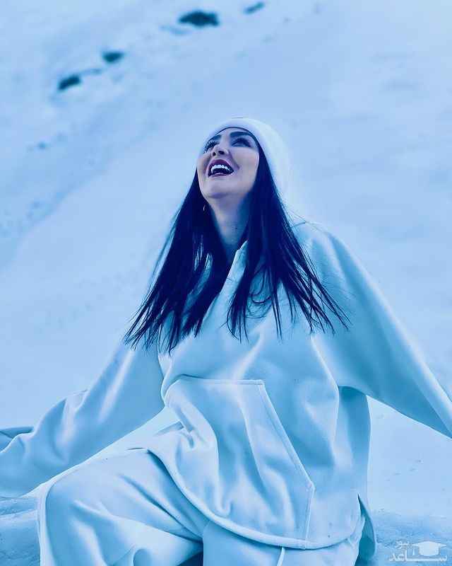 ژست جالب و خاص مریم معصومی در میان برفها + عکس ژست جالب و خاص مریم معصومی در میان برفها + عکس