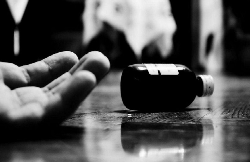 شاد// زنان بیشاز مردان خودکشی میکنند/ فقر و فشارهای اجتماعی از مهمترین عوامل خودکشی خودکشی