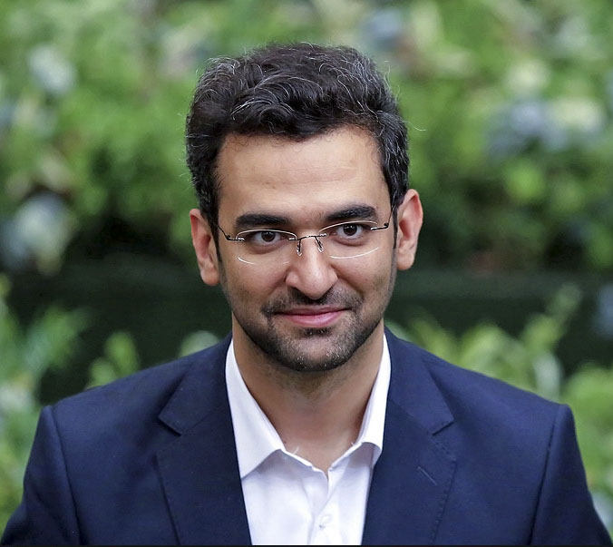 آذری جهرمی با طعنه تند آبیها را سوزاند!/ عکس آذری جهرمی با طعنه تند آبیها را سوزاند!/ عکس