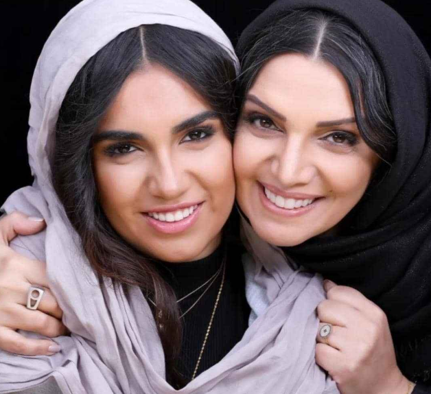 شباهت جالب الهام پاوه نژاد و دخترش + عکس شباهت جالب الهام پاوه نژاد و دخترش + عکس
