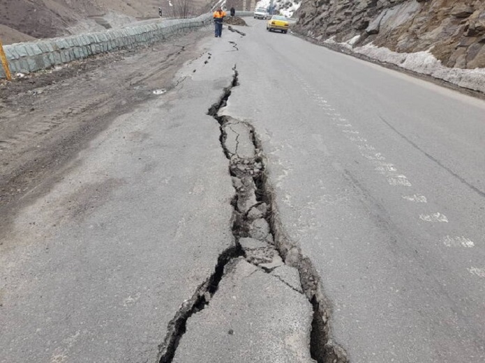 رانش بیسابقه زمین در جاده چالوس جاده چالوس