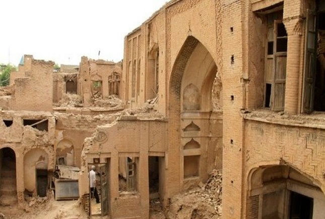 دومینوی تخریب بافتهای تاریخی دومینوی تخریب بافتهای تاریخی