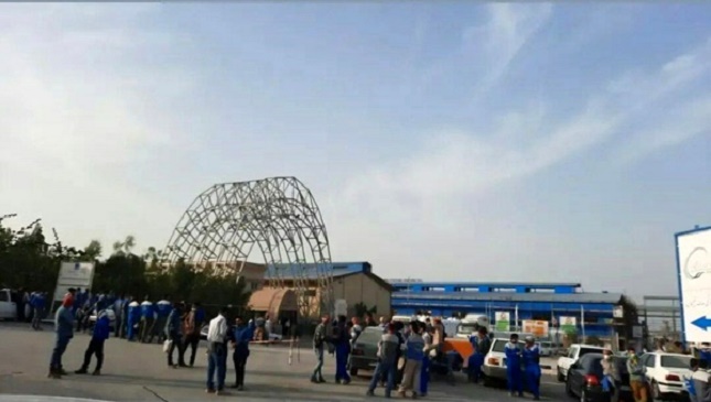 کارگران پروژهای نفت معترض به عدم پرداخت حقوق کارگران پروژهای نفت معترض به عدم پرداخت حقوق