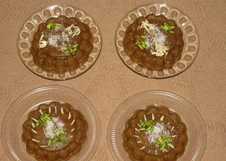 حلوای نذری دو نفر را کشت/ زن ماسکی که بود؟ حلوای نذری مسموم