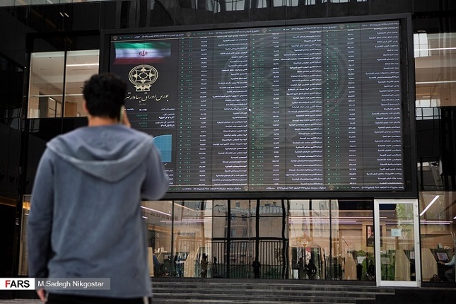 صعود پلکانی بورس