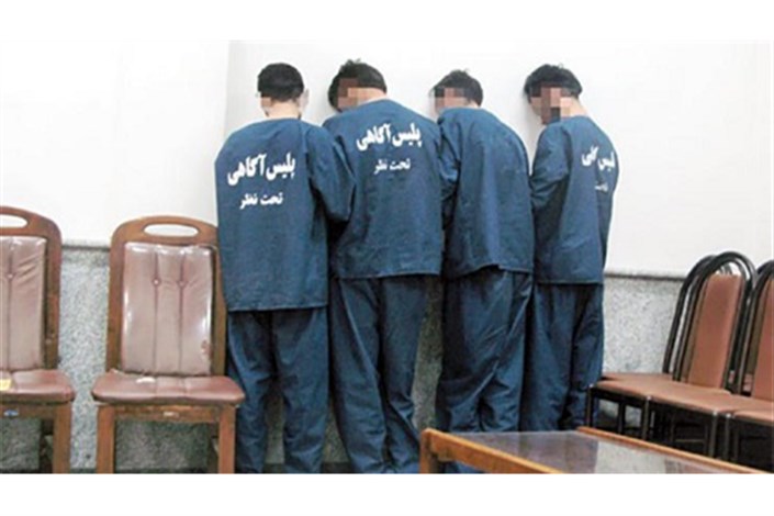 دستگیری زورگیرانی که با تهدید چاقو سرقت میکردند/ اعتراف ۴ دزد به ۱۴۸ سرقت خشن دستگیری زورگیر