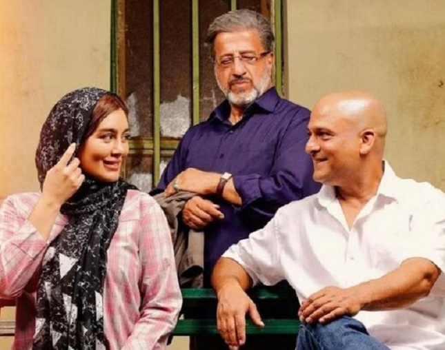 نیسان آبی با سحر قریشی چپ کرد! نیسان آبی با سحر قریشی چپ کرد!