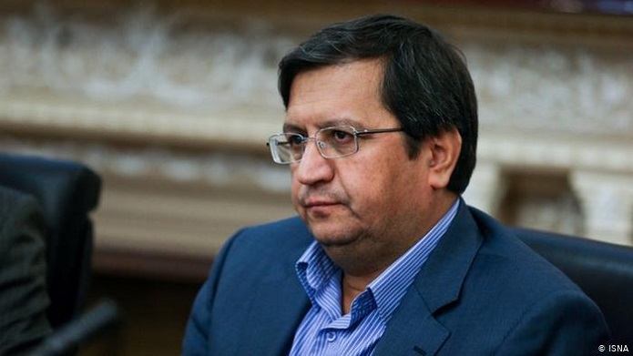 اعتراض همتی به تغییر زمان مناظره ها همتی