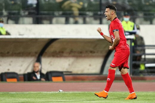 فیگور جالب عیسی آلکثیر در تمرین پرسپولیس + عکس عکس جدید عیسی آل کثیر