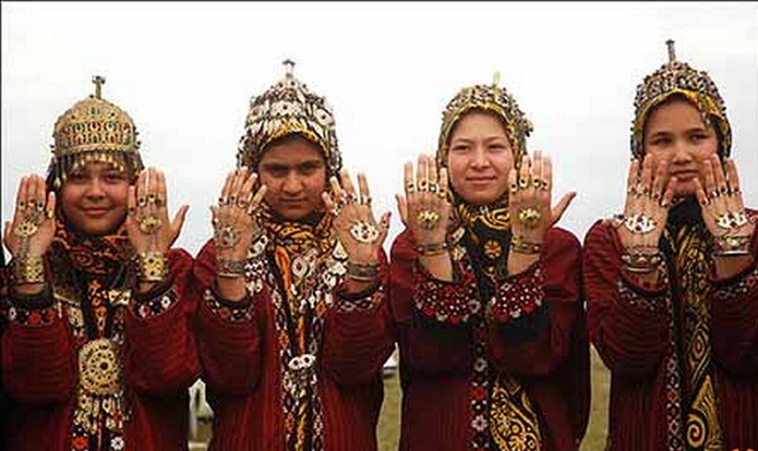 زیورآلات به سبک زنان اقوام ایرانی + تصاویر