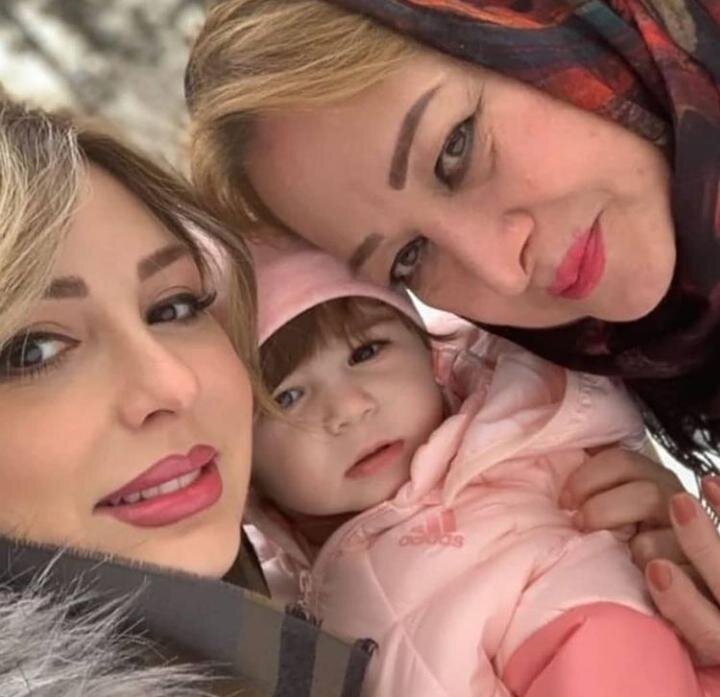 عکس خانوادگی نیوشا ضیغمی عکس خانوادگی نیوشا ضیغمی