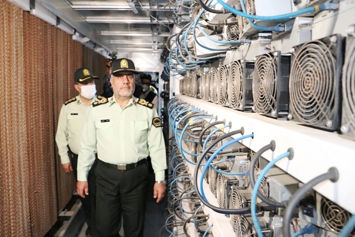 تصاویر بزرگترین مرکز استخراج رمز ارز ایران ماینر