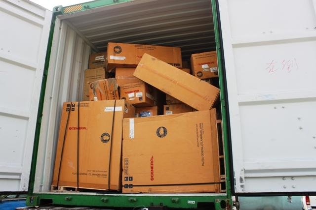 انبار کولرهای گازی قاچاق لو رفت کولر گازی قاچاق