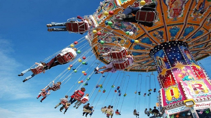 فعالیت شهربازیهای روباز بلامانع است شهربازی