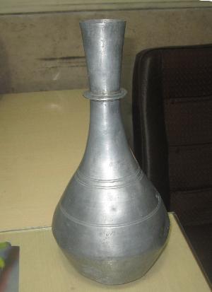 کشف جام نقرهای با قدمت هزار ساله کشف جام نقرهای با قدمت هزار ساله