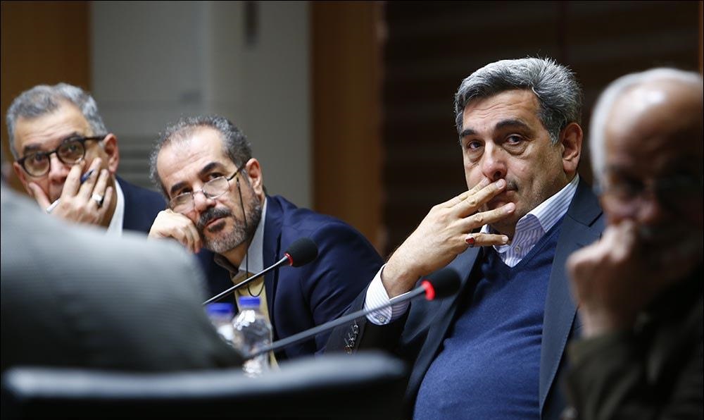 درخواست حناچی از شورا؛ مجوز ۱۴۰ باغکشی دیگر را صادر کنید درخواست حناچی از شورا؛ مجوز ۱۴۰ باغکشی دیگر را صادر کنید