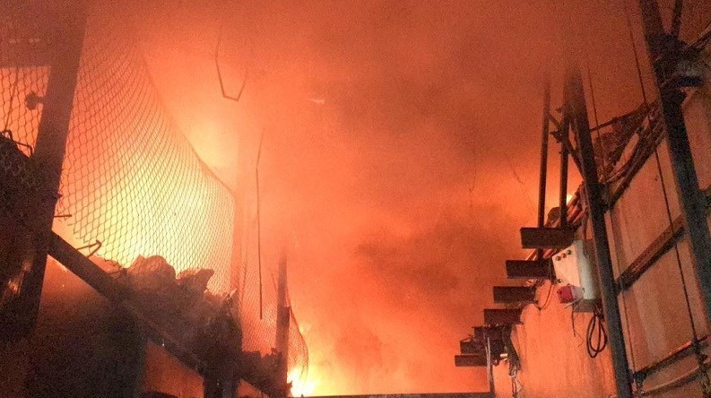 آتش سوزی در بازار تهران آتش سوزی در بازار تهران