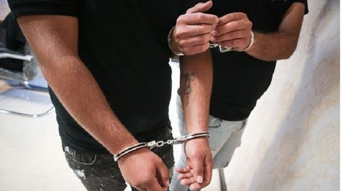 دستگیری موبایل قاپان میدان انقلاب موبایل قاپ