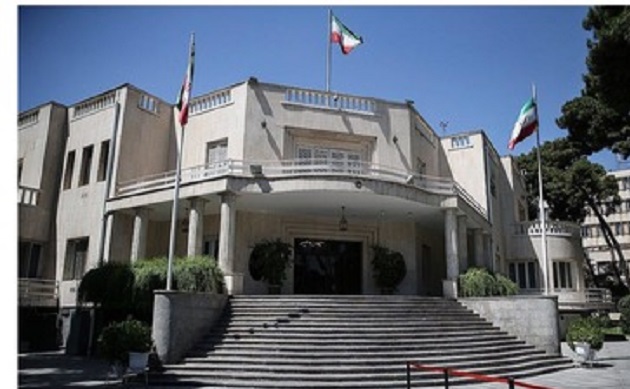 ارگان رسانه ای جبهه پایداری: دولت روحانی دارد برخی «اسناد خاص» را از پاستور خارج می کند نهاد ریاست جمهوری