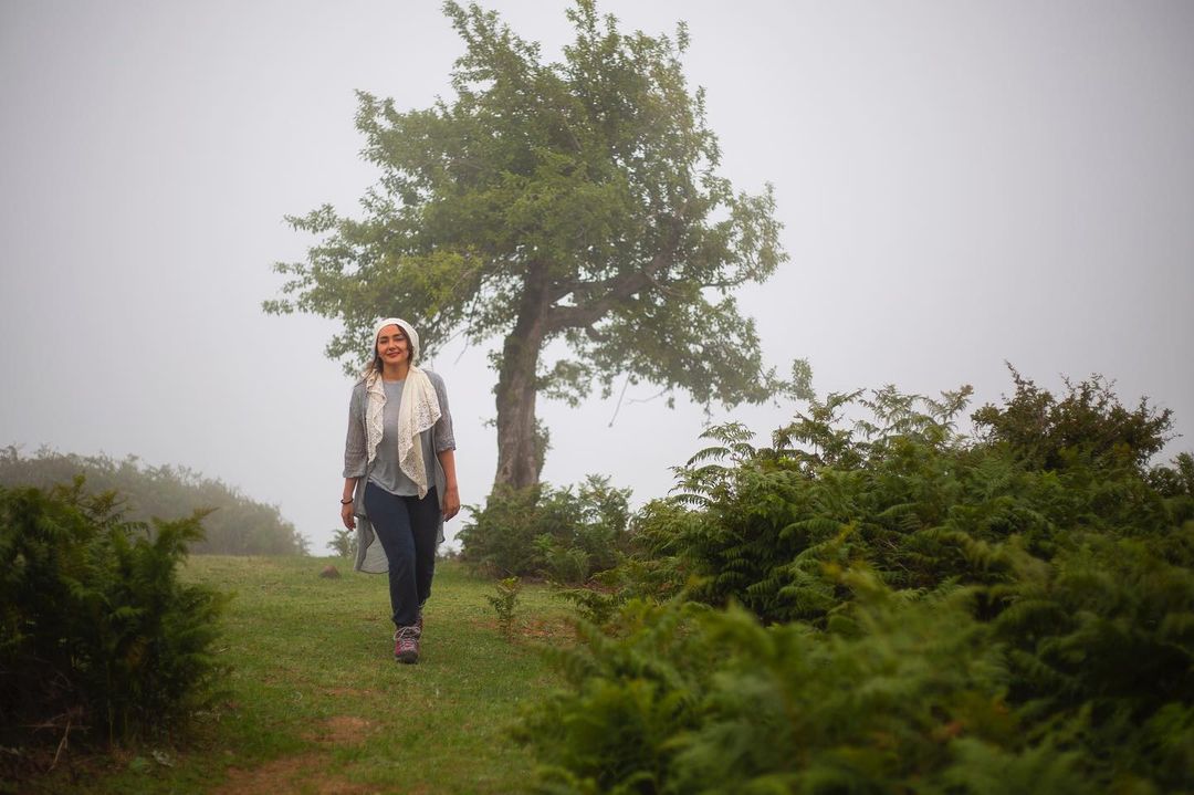 عکسهای هانیه توسلی با موهای باز و هوای مه آلود! + عکس عکسهای هانیه توسلی با موهای باز و هوای مه آلود! + عکس