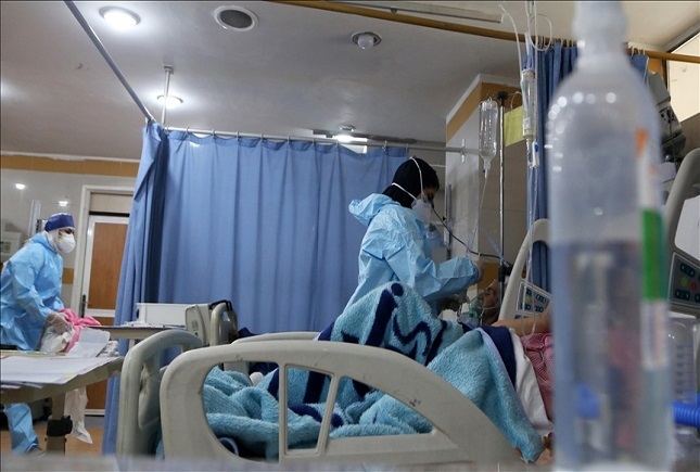 وضعیت اسفناک بیمارستانها و نبودن تخت خالی وضعیت اسفناک بیمارستانها و نبودن تخت خالی