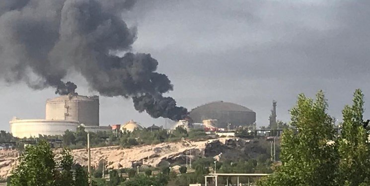 آتش سوزی در پتروشیمی خارگ