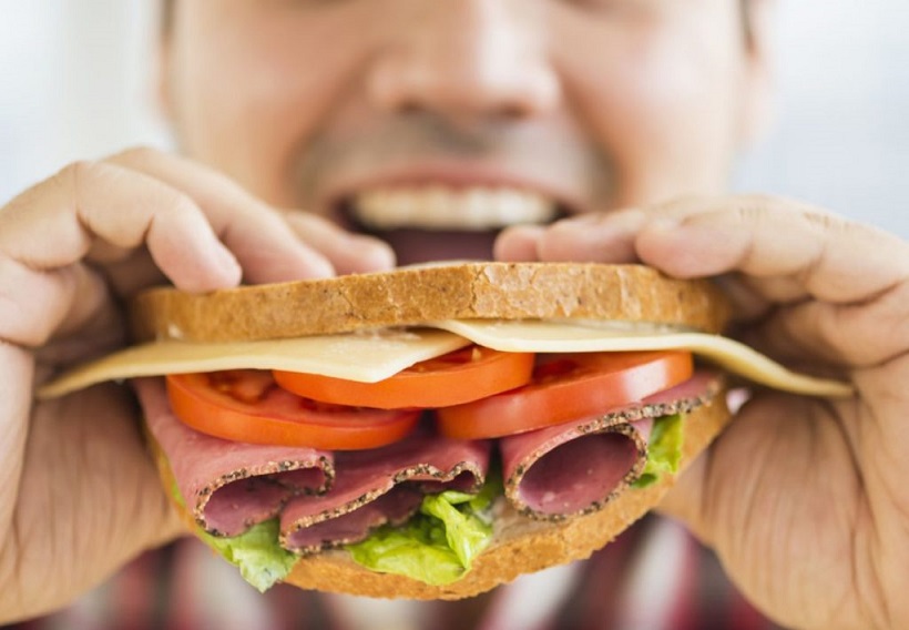 جولان بمبهای غذایی در فضای مجازی جولان بمبهای غذایی در فضای مجازی