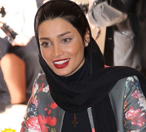 تینا آخوندتبار تینا آخوندتبار