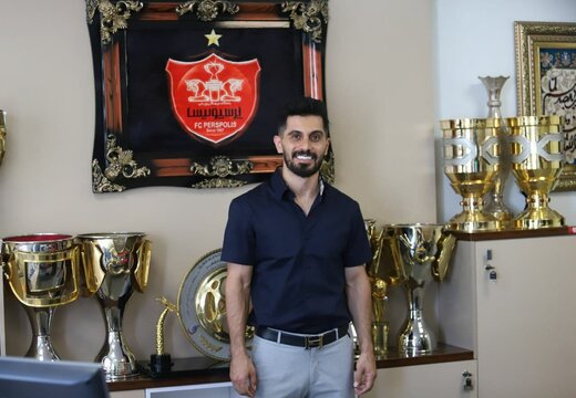 تمدید قرارداد امید عالیشاه