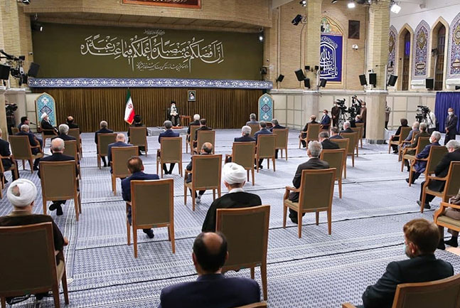 آخرین دیدار رهبر انقلاب با هیات دولت آخرین دیدار رهبر انقلاب با هیات دولت