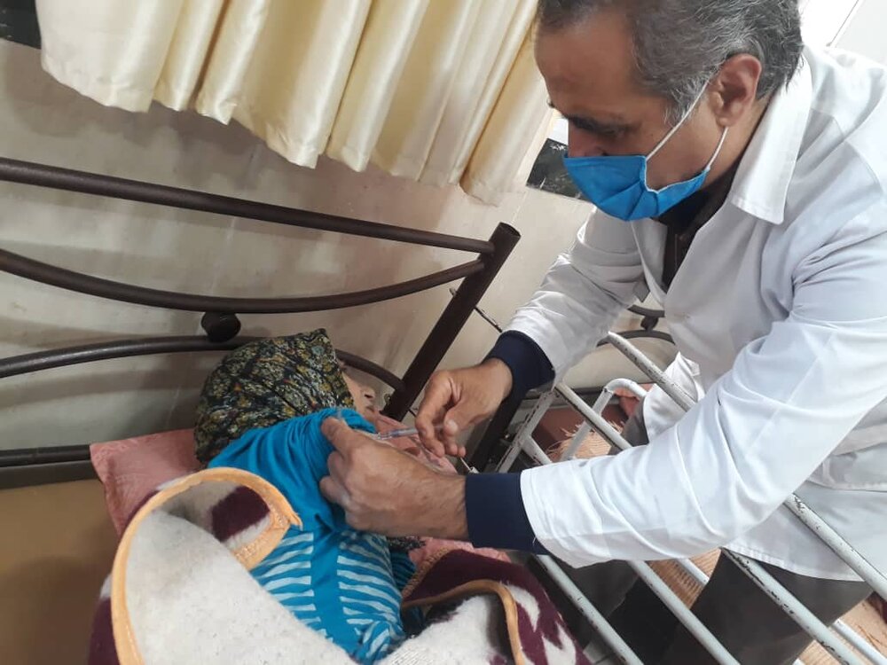 آغاز واکسیناسیون معلولان مقیم منازل از نیمه مرداد آغاز واکسیناسیون معلولان