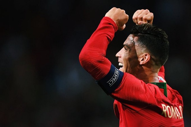 تمجید رونالدو از علی دایی پس از رکوردشکنی تمجید رونالدو از علی دایی پس از رکوردشکنی