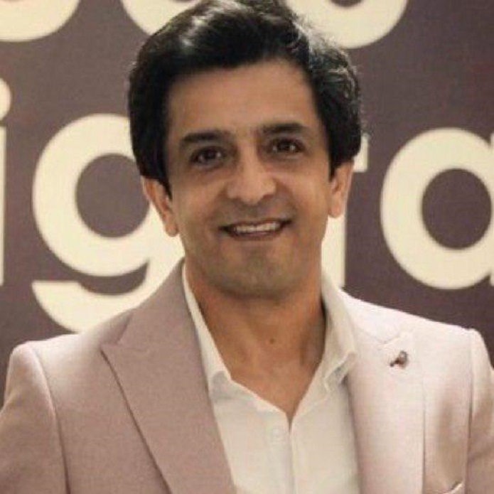 مجيد ياسر در کنار عليرضا خمسه و دانيال حکيمي/ عکس مجيد ياسر