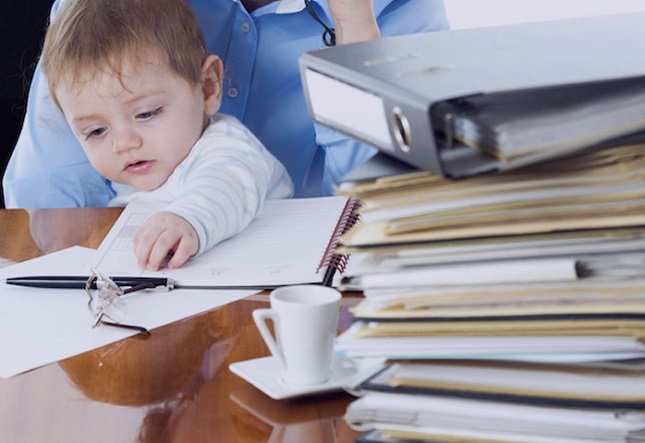 دستمزد مرخصی زایمان ماهیانه پرداخت میشود دستمزد مرخصی زایمان ماهیانه پرداخت میشود