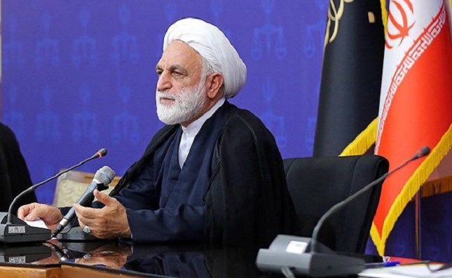 تاکید اژهای بر تغییر برخی قوانین به نفع زنان تاکید اژهای بر تغییر برخی قوانین به نفع زنان