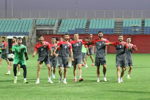 دیدار استقلال و پرسپولیس